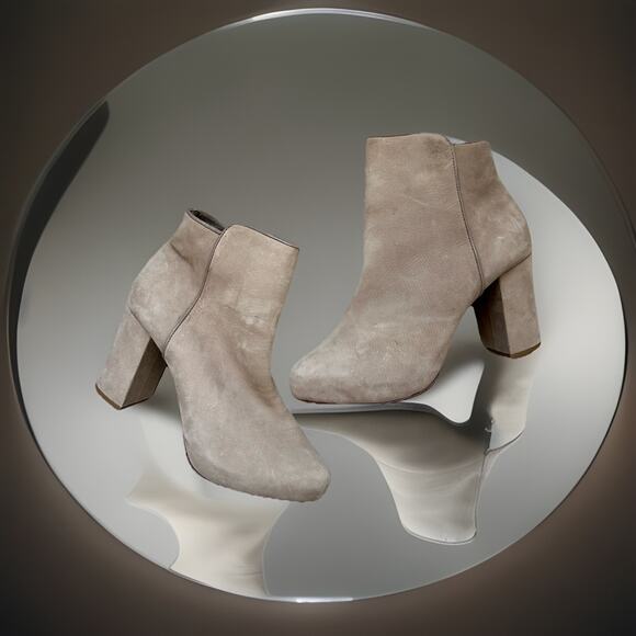 Schutz Womens Size 9.5 Neutral Beige Cibby Suede Heel Bootie Boots - Picture 2 of 12